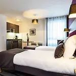 Nemea Quai Victor Centre فندق تور