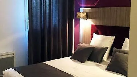 Nemea Quai Victor Centre Tours