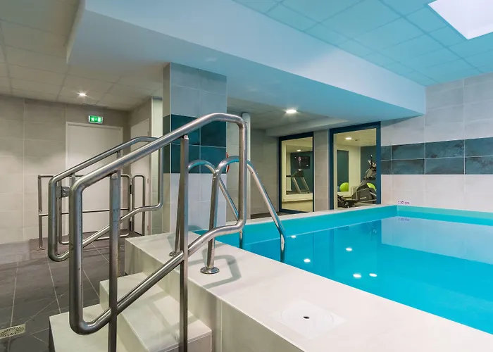 Nemea Quai Victor Centre