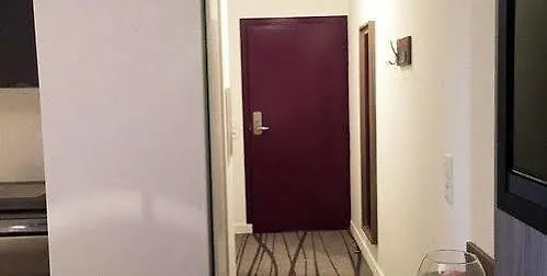 Nemea Quai Victor Centre *